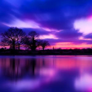 Reflexo de um Pôr do Sol Vibrante