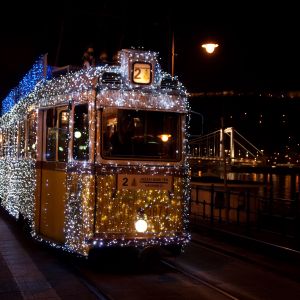 Bonde Festivo em Budapeste
