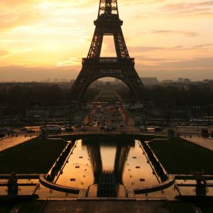 Torre Eiffel ao Pôr do Sol