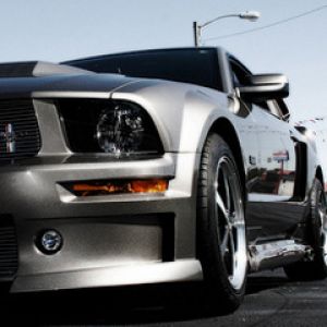 Carro Esportivo Mustang Prateado