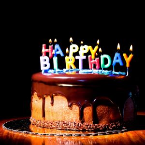 Bolo de Aniversário Colorido