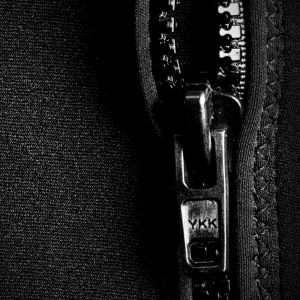 Zíper Preto em Close-Up