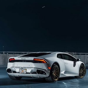 Vista Traseira do Lamborghini Huracan