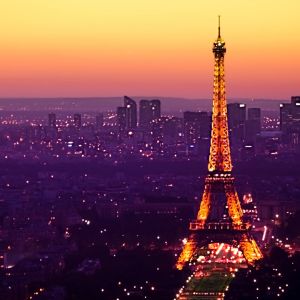 Torre Eiffel ao Pôr do Sol
